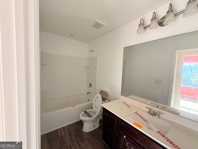 1650 LARKSPUR Trail, Conyers, GA 30012