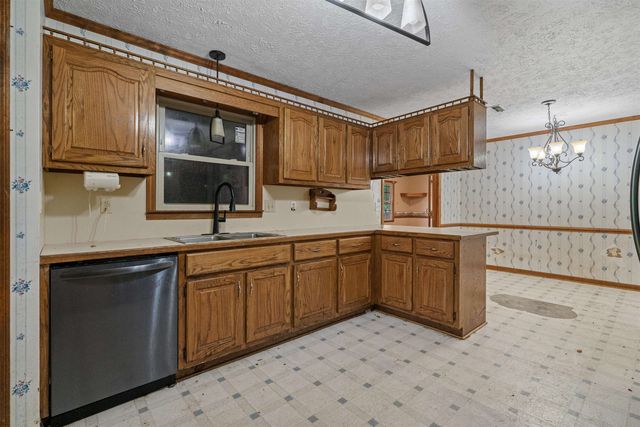 1750 Register Dr, Conway, SC 29527