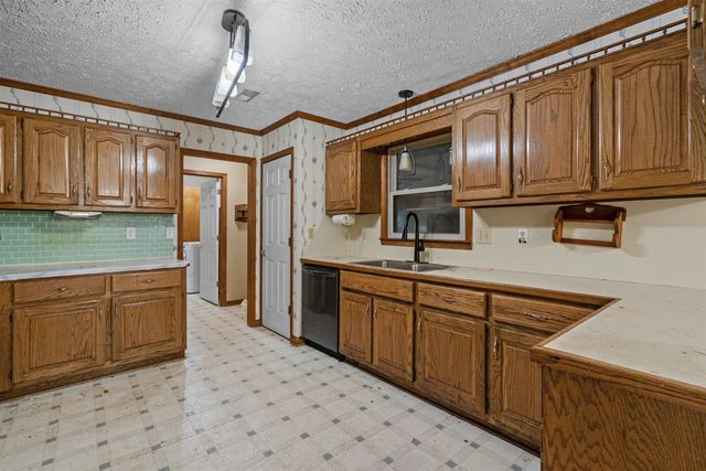 1750 Register Dr, Conway, SC 29527