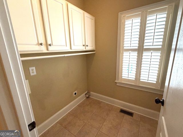 100 Kirk Drive, Dallas, GA 30132