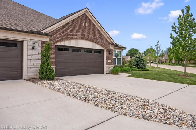 40605 Aster Court, Clinton Charter Township, MI 48036