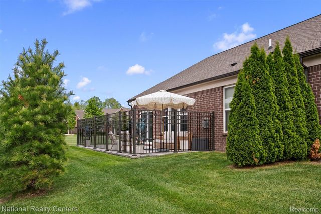 40605 Aster Court, Clinton Charter Township, MI 48036
