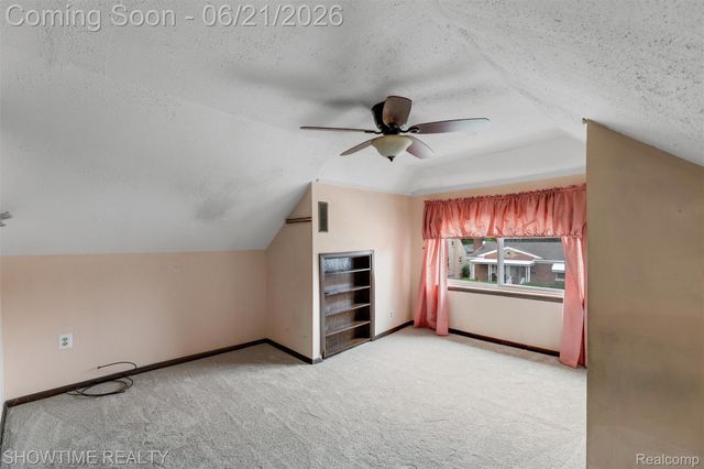 26518 Hollywood Street, Roseville, MI 48066