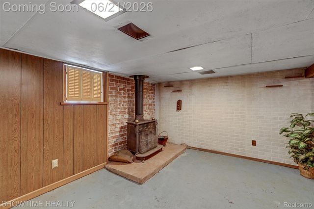 26518 Hollywood Street, Roseville, MI 48066
