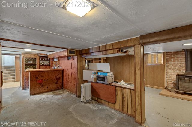 26518 Hollywood Street, Roseville, MI 48066