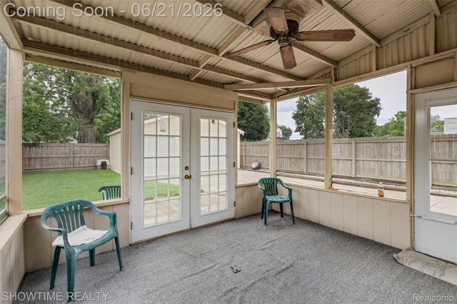 26518 Hollywood Street, Roseville, MI 48066