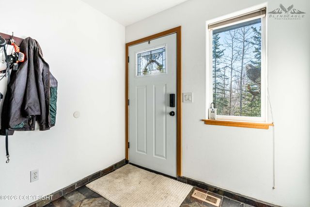 3285 W Wintergreen Drive, Wasilla, AK 99623