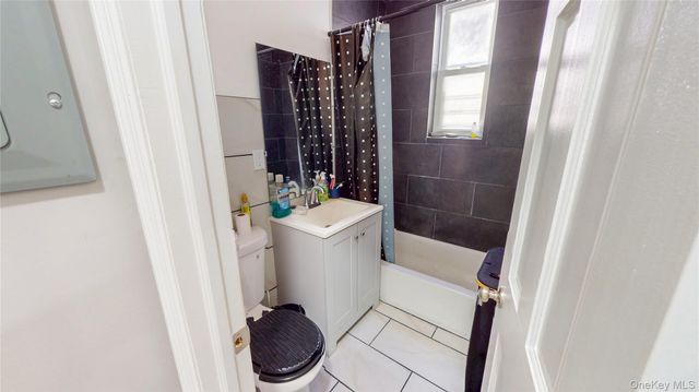 660 Warwick Street, Brooklyn, NY 11207