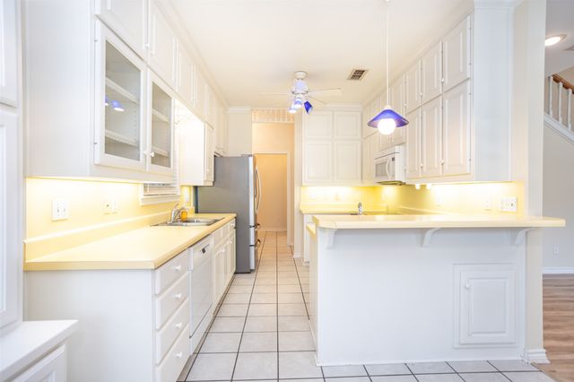 226 Gordon Street, Gainesville, TX 76240