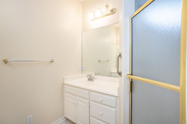 226 Gordon Street, Gainesville, TX 76240
