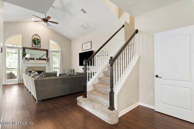 584 CHESTWOOD CHASE Drive, Orange Park, FL 32065