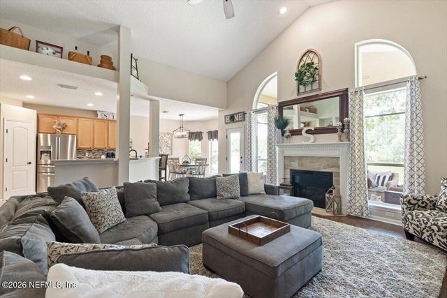 584 CHESTWOOD CHASE Drive, Orange Park, FL 32065