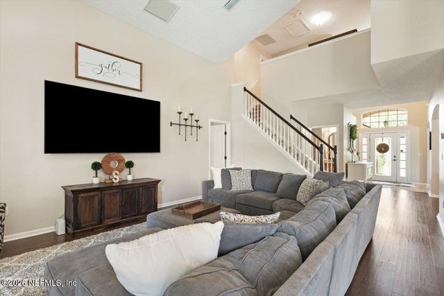 584 CHESTWOOD CHASE Drive, Orange Park, FL 32065