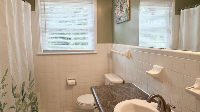 2711 Dove Ct, Clarksville, TN 37040