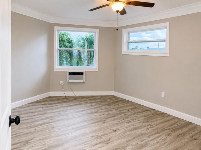 1723 NE MIAMI GARDENS Drive 237, Miami, FL 33179