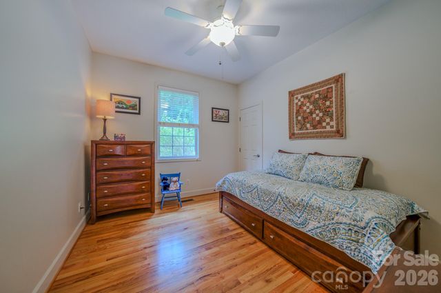 9 Double Eagle Drive, Weaverville, NC 28787