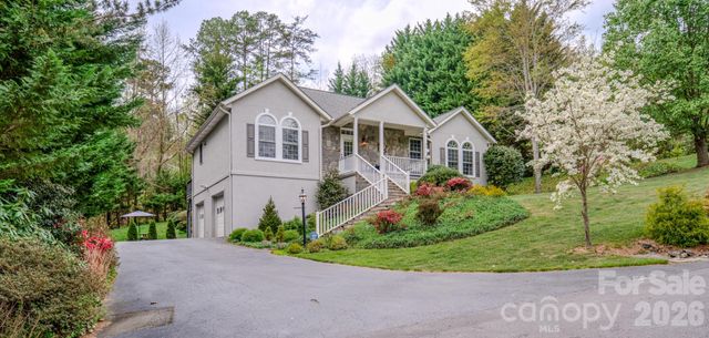 9 Double Eagle Drive, Weaverville, NC 28787