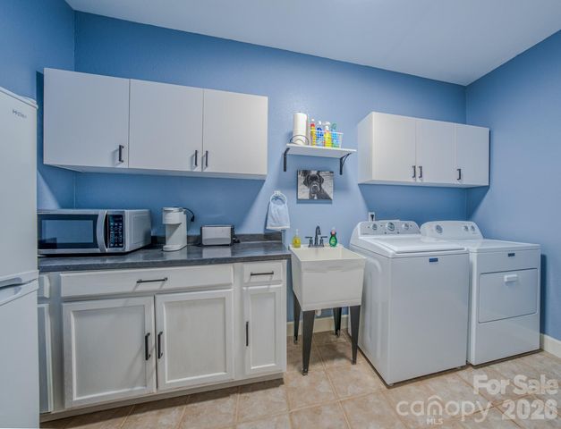 9 Double Eagle Drive, Weaverville, NC 28787