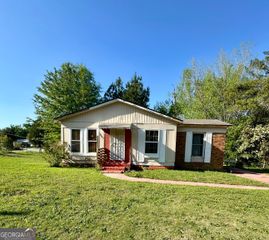 2665 Chatsworth Court, Macon, GA 31206