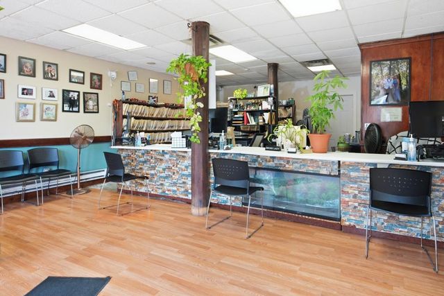 858 Broad Street, Providence, RI 02907