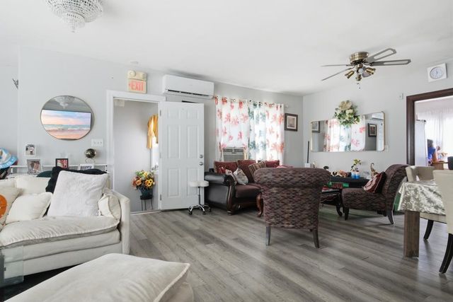 858 Broad Street, Providence, RI 02907