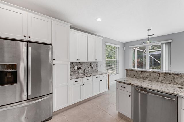 1019 Egret Circle N, Jupiter, FL 33458