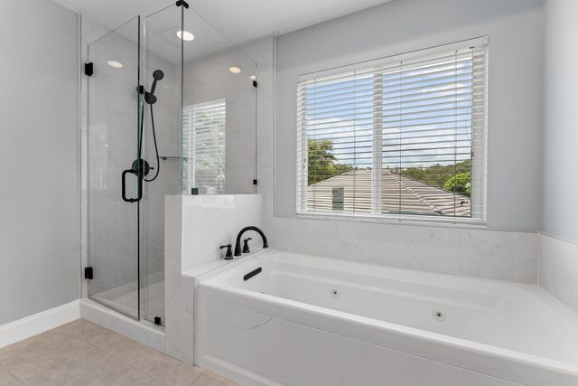 1019 Egret Circle N, Jupiter, FL 33458