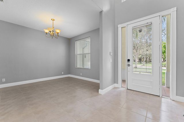 1019 Egret Circle N, Jupiter, FL 33458