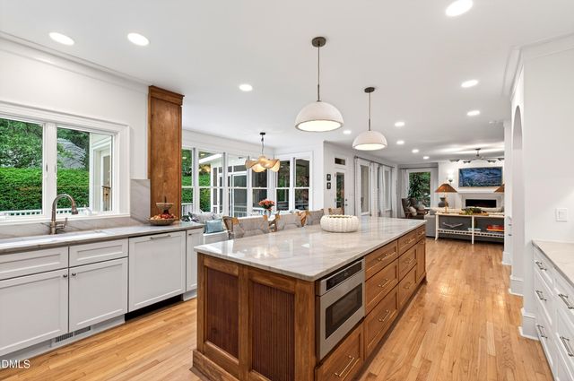 2101 Prescott Place, Raleigh, NC 27615