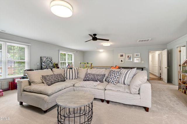 2101 Prescott Place, Raleigh, NC 27615
