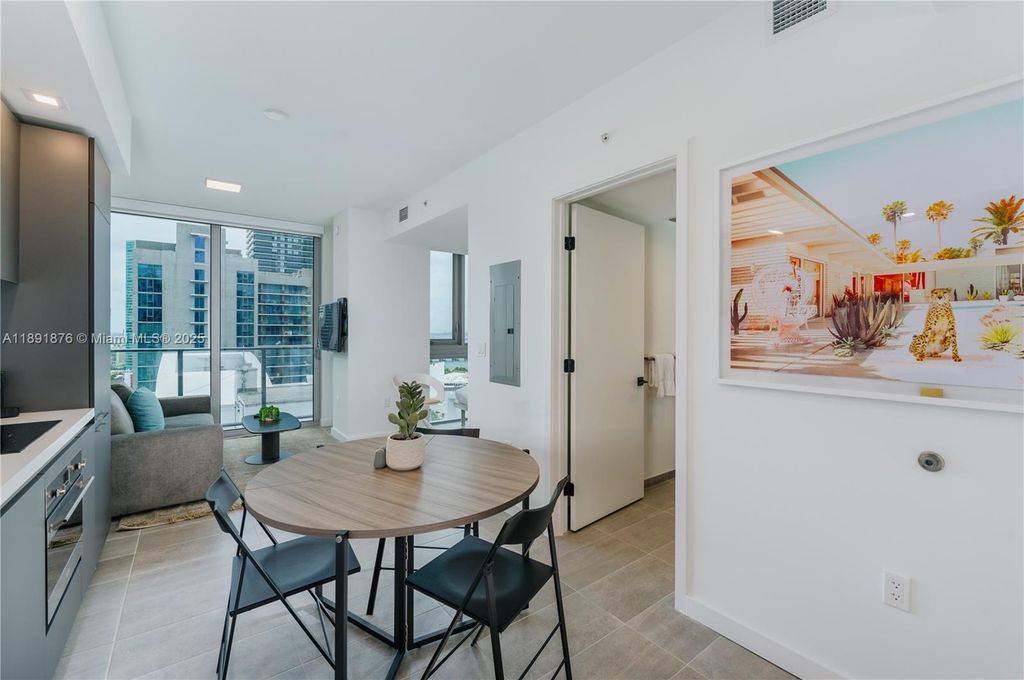 227 NE 2nd St 2908, Miami, FL 33132