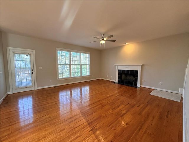 425 Arbor Creek Overlook, Roswell, GA 30076