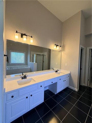 425 Arbor Creek Overlook, Roswell, GA 30076