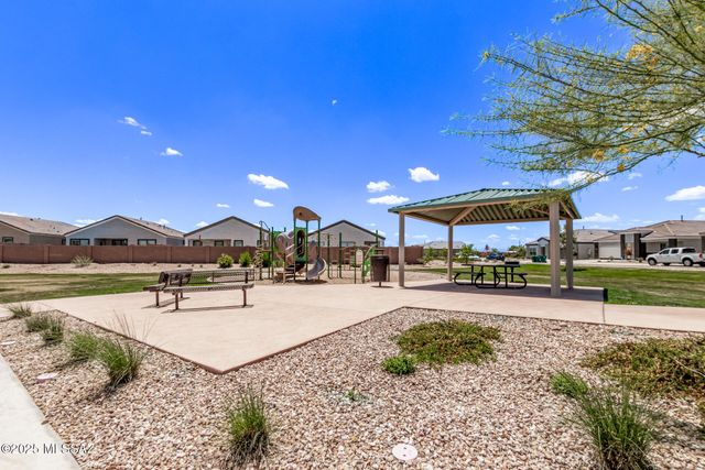 13501 N Samantha Lane, Marana, AZ 85653
