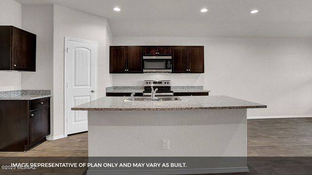 13501 N Samantha Lane, Marana, AZ 85653