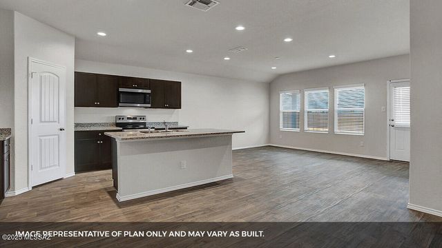 13501 N Samantha Lane, Marana, AZ 85653