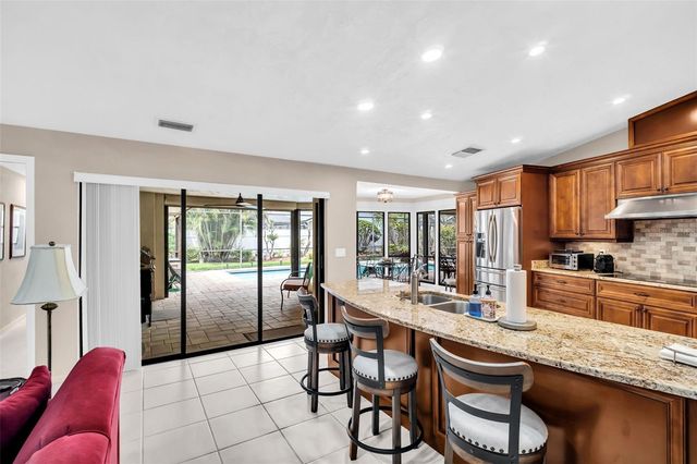 1504 RIDGE TOP WAY, Clearwater, FL 33765