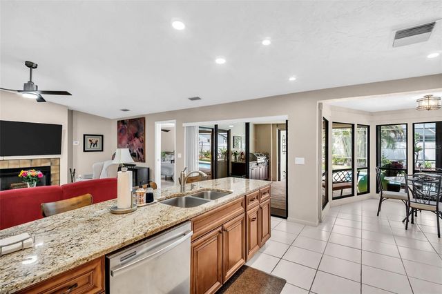 1504 RIDGE TOP WAY, Clearwater, FL 33765