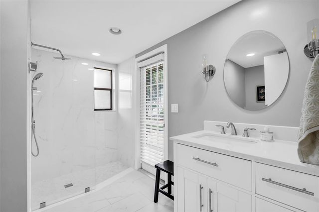 1504 RIDGE TOP WAY, Clearwater, FL 33765