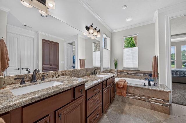3811 Lost Goldenrod Drive, Richmond, TX 77406