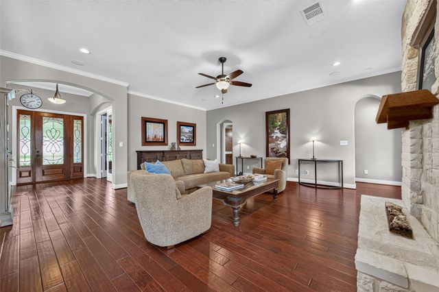 3811 Lost Goldenrod Drive, Richmond, TX 77406