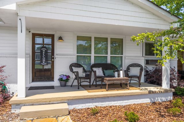 203 Greenfield Drive, Rossville, GA 30741
