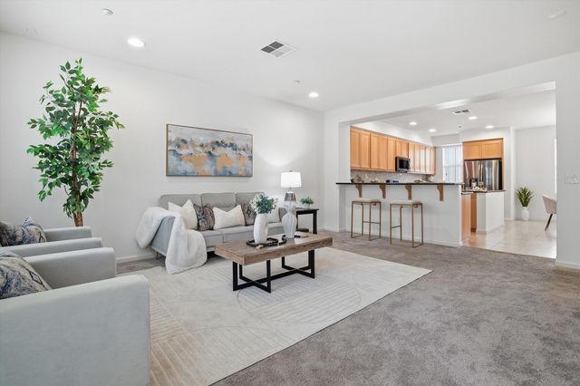 2833 Alnwick Ave 7, Livermore, CA 94551