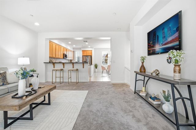 2833 Alnwick Ave 7, Livermore, CA 94551