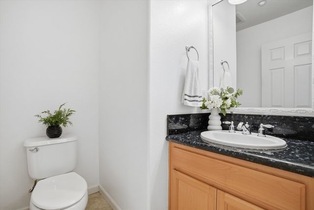 2833 Alnwick Ave 7, Livermore, CA 94551