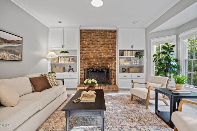 8728 Drew Lane, Chapel Hill, NC 27516