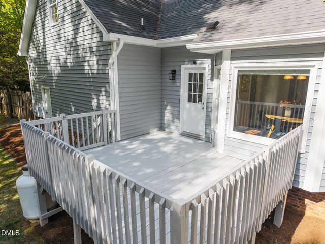 8728 Drew Lane, Chapel Hill, NC 27516