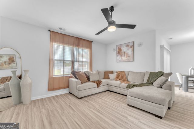 22 Cypress Loop, Port Wentworth, GA 31407