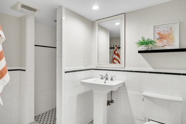 5 Sunset Ave., Medford, MA 02155