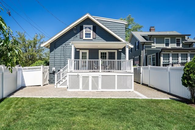 5 Sunset Ave., Medford, MA 02155